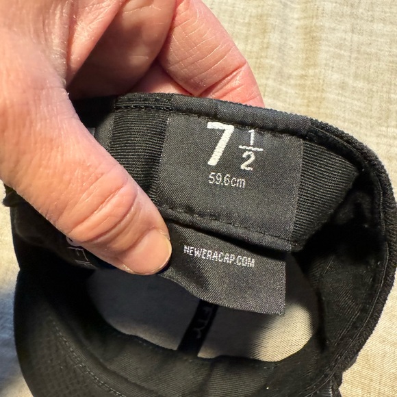 Flat rim baseball cap - Picture 3 of 5